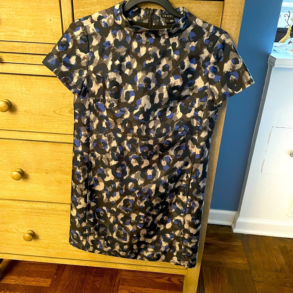Theory Dress, Barely Worn, Great Condition